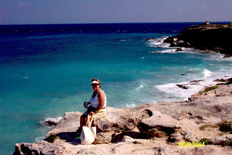 048 Sandy high on the rocks.JPG